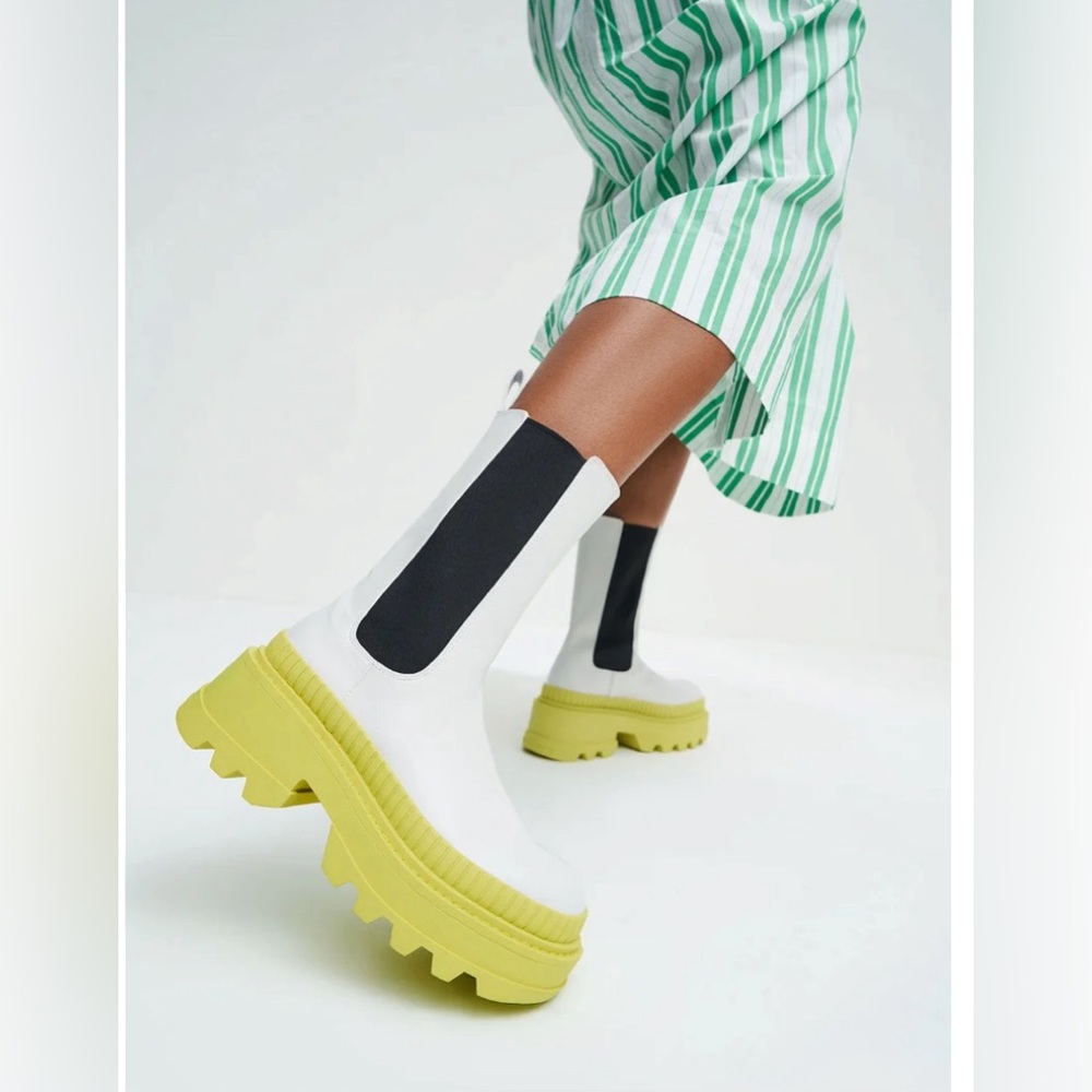 CHARLES & KEITH Coloured Sole Chelsea Boots